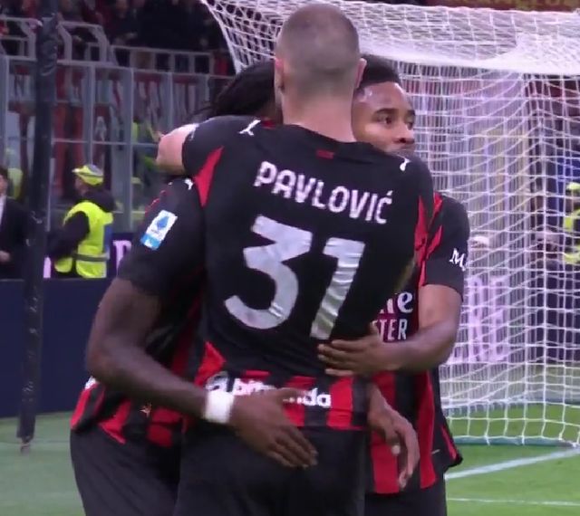 科曼：十年后，我真切地感觉到拜仁慕尼黑是我的一部分（科曼：十载相伴，拜仁已成我生命的一部分）