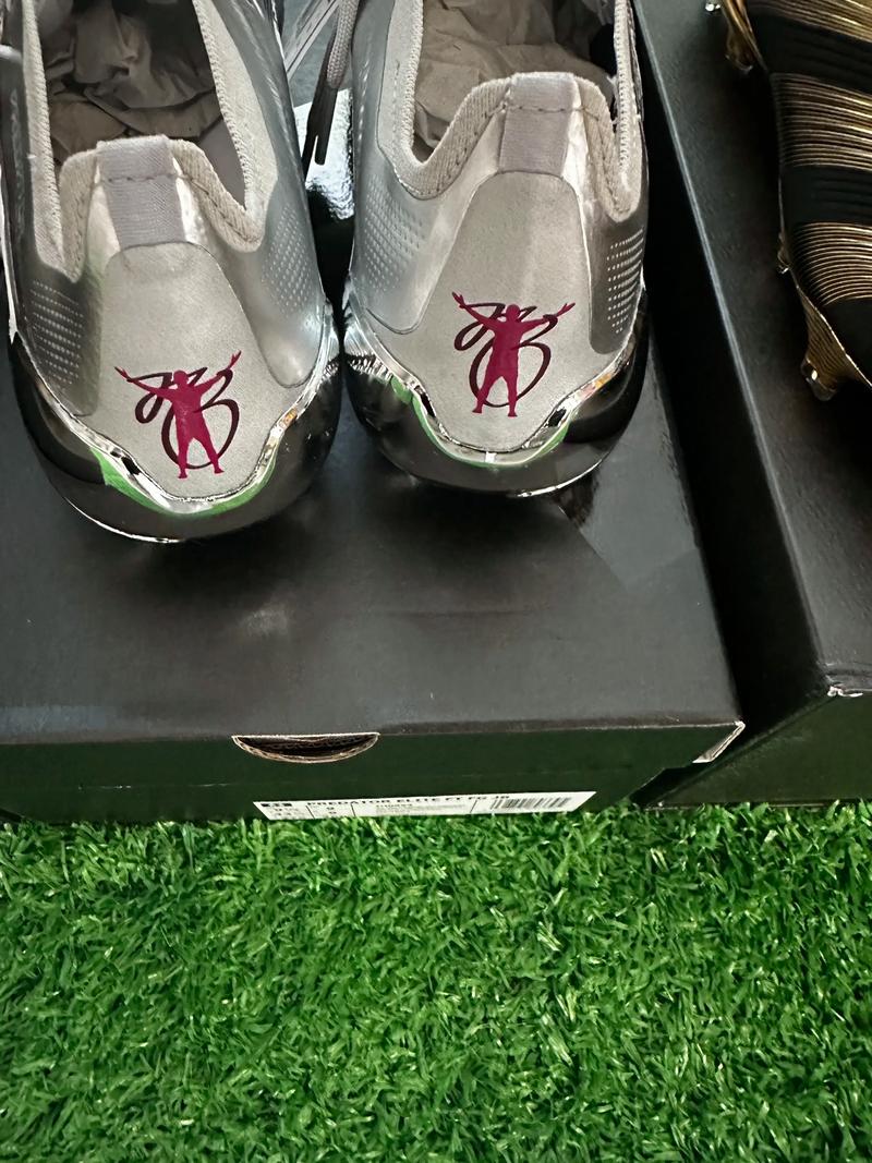 巴甲半场：克里斯蒂安头球破僵，克鲁塞罗暂1-0博塔弗戈（巴甲半场战报：克里斯蒂安头球先拔头筹，克鲁塞罗暂1-0领先博塔弗戈）