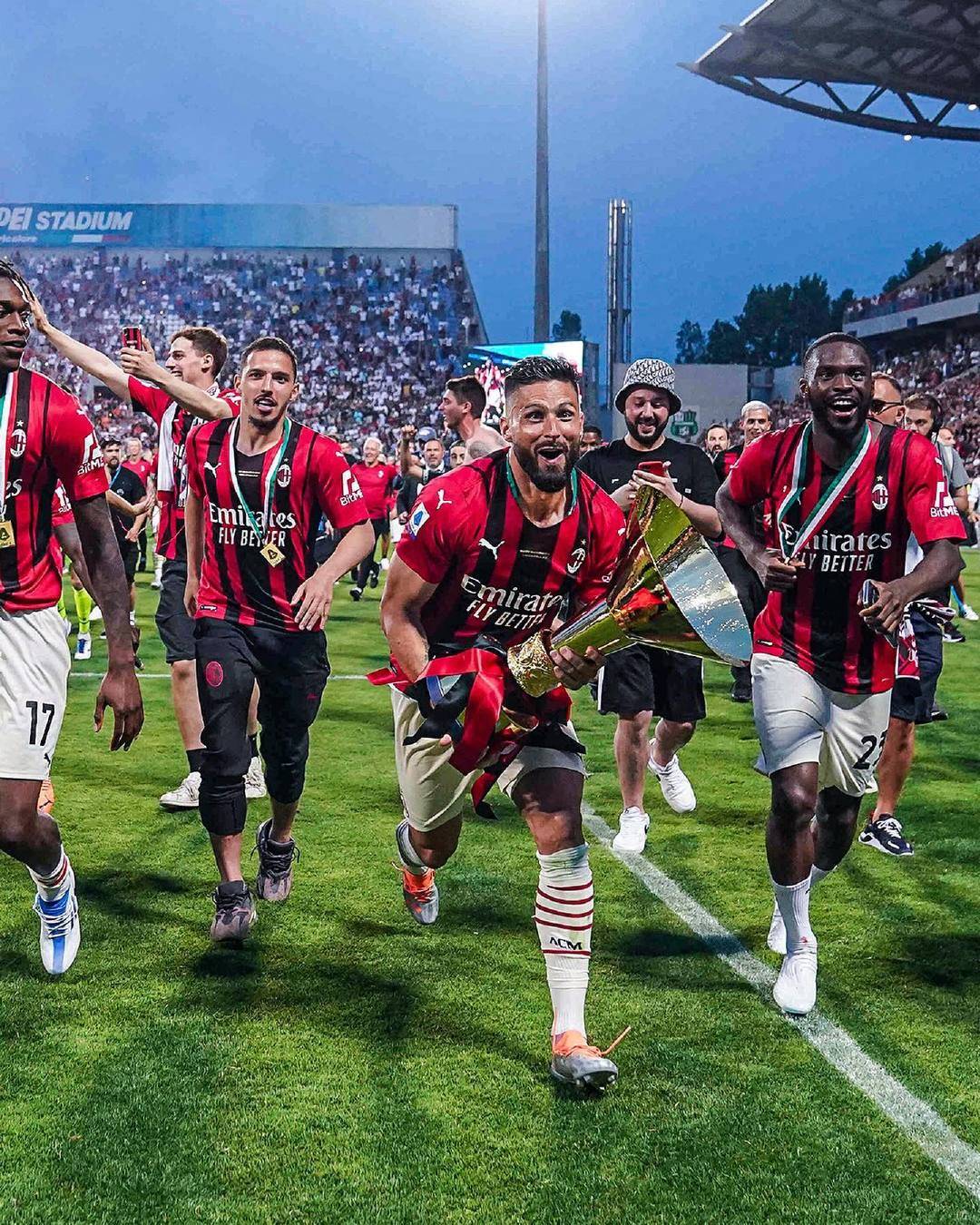 阿森纳客战维拉首发：萨卡PK沃特金斯，哲凯替补，埃泽先发（阿森纳做客维拉首发出炉：萨卡对决沃特金斯，哲凯替补，埃泽首发）