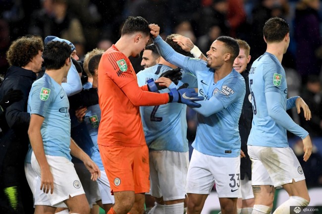 拉美媒体：拜仁、曼联、马竞追逐厄瓜多尔17岁中场卡斯蒂略（拉媒：拜仁、曼联与马竞竞逐厄瓜多尔17岁中场新星卡斯蒂略）