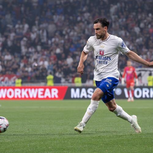 瑞士4-1瑞典距离世界杯仅差一分，扎卡点射，恩多耶传射